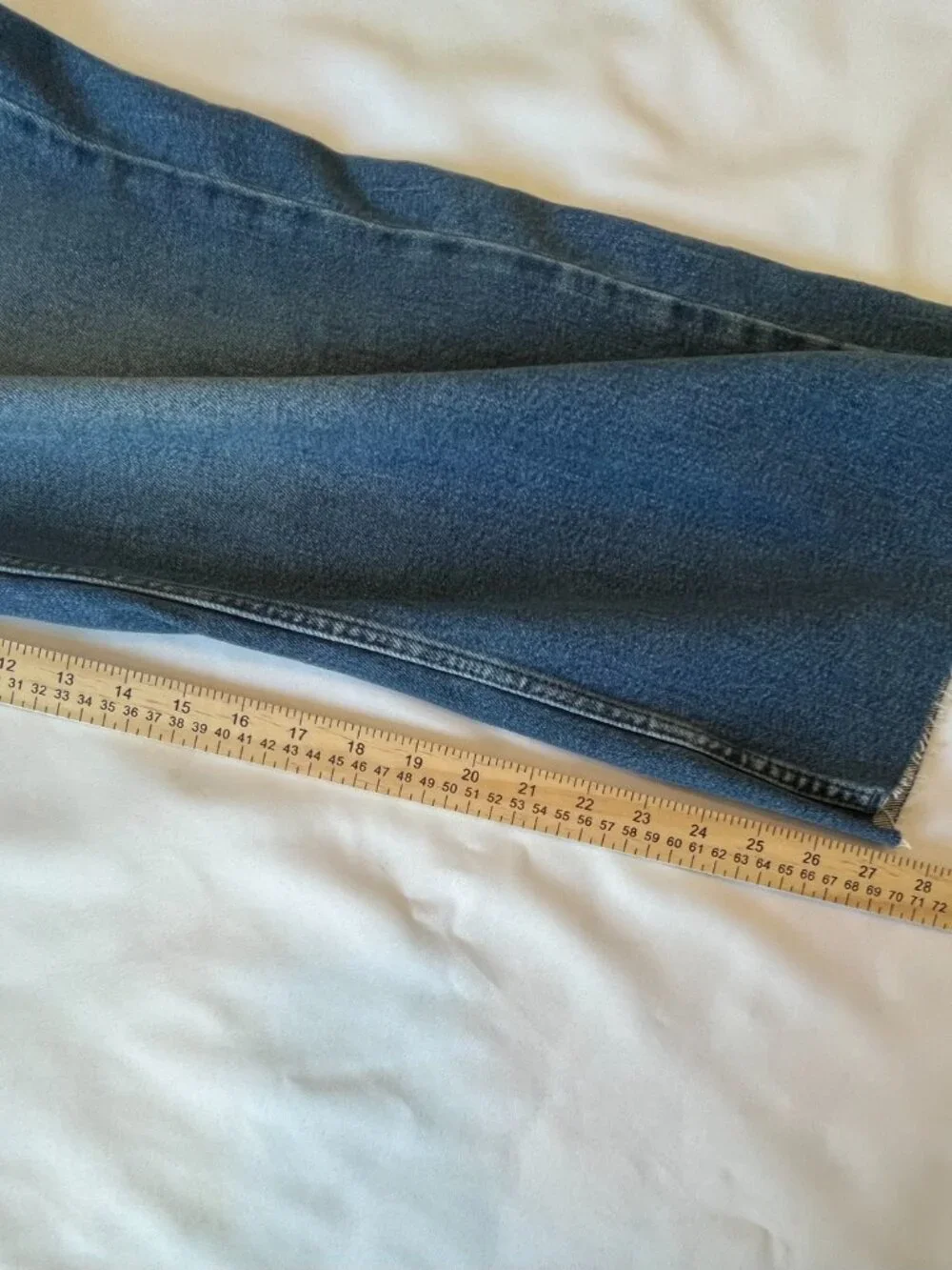 NWT Good American Size 12 Good Skate High Rise Cropped Loose Leg Jeans Raw Hem - Picture 11 of 16